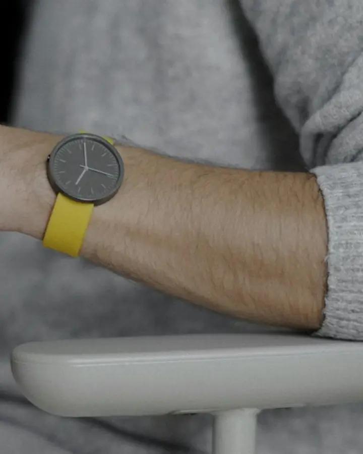 Onyx Minimal Watch